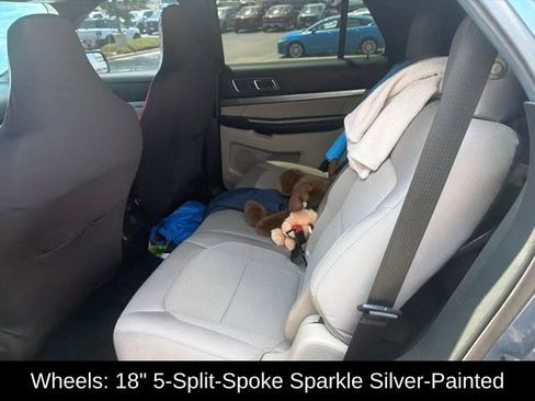Used 2019 Ford Explorer XLT AWD/4WD image 6