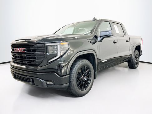 Used 2023 GMC Sierra 1500 Elevation image 3