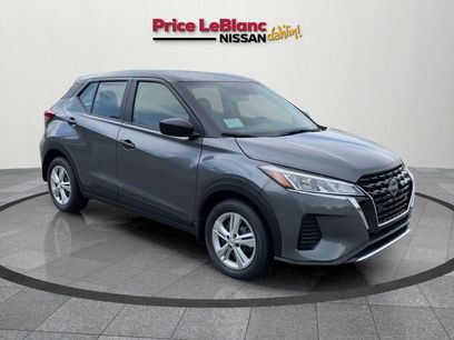 Certified 2025 Nissan Kicks Play S