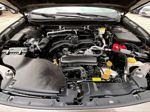 Used 2022 Subaru Outback Premium image 31