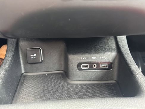 Used 2018 Dodge Durango SRT w/ Technology Group image 15