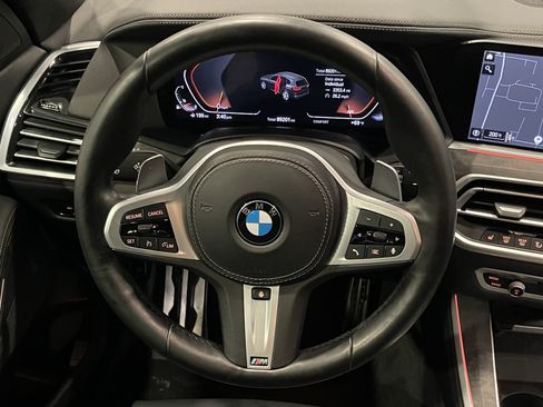 Used 2022 BMW X5 xDrive40i w/ M Sport Package AWD/4WD image 19