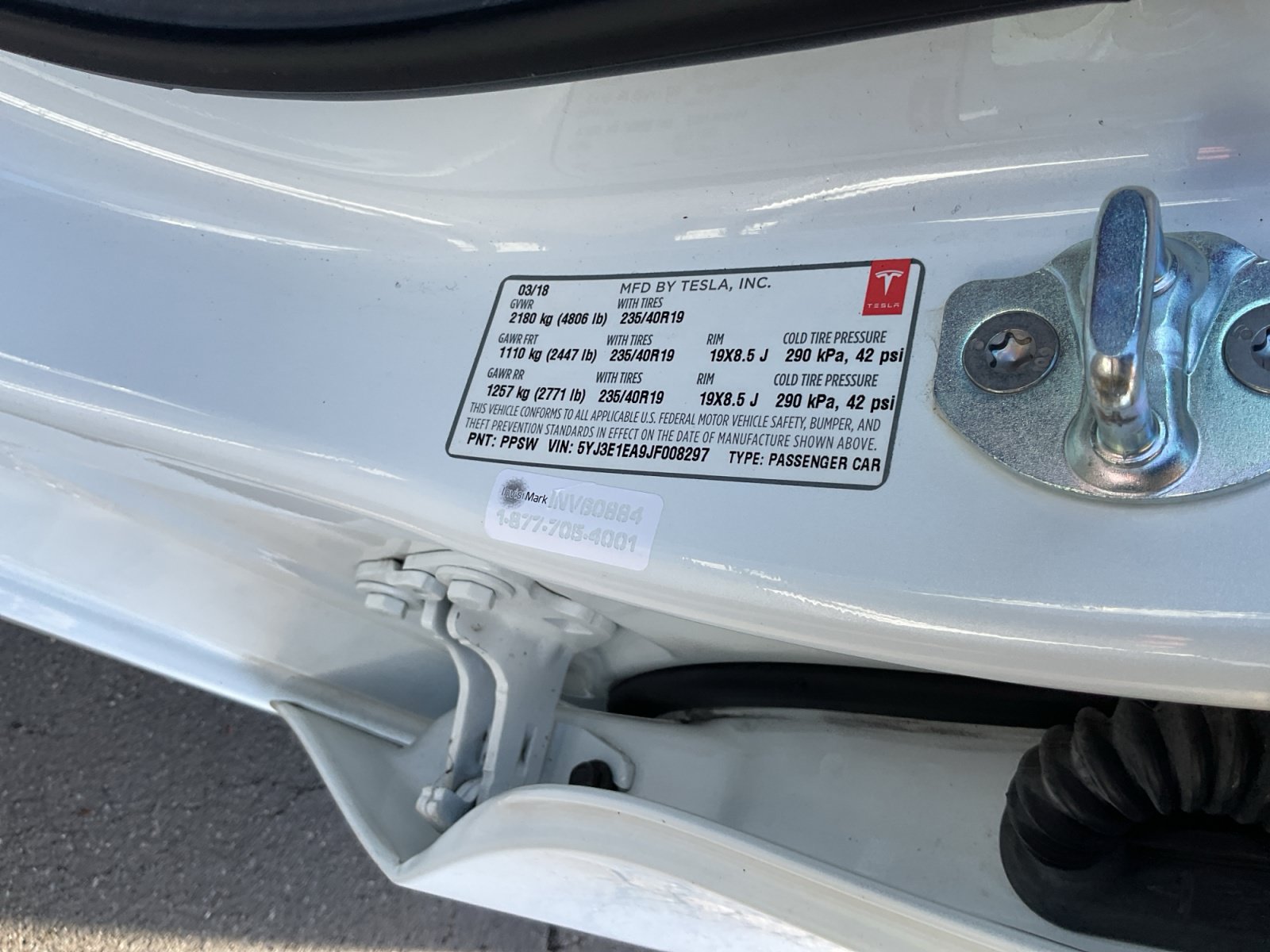 Used 2018 Tesla Model 3 Long Range RWD image 26