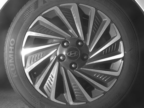 Used 2025 Hyundai Sonata SEL FWD image 13