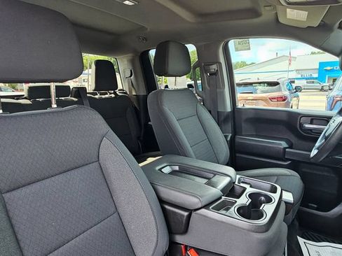 Used 2023 Chevrolet Silverado 1500 Custom AWD/4WD image 19