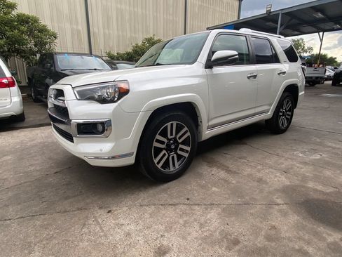 Used 2016 Toyota 4Runner Limited RWD image 3