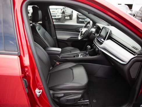 Used 2025 Jeep Compass Latitude image 23