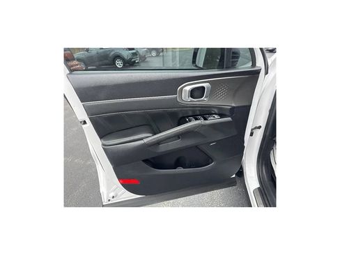 Used 2021 Kia Sorento SX FWD image 7