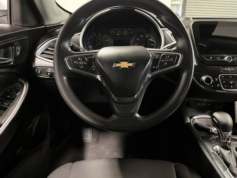 Used 2023 Chevrolet Malibu LT image 21