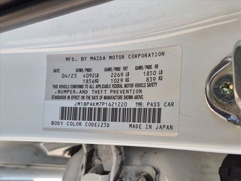 Used 2023 MAZDA MAZDA3 s FWD image 13