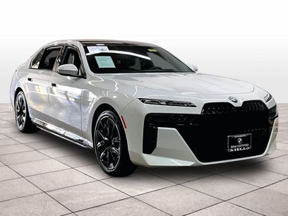 Used 2023 BMW i7 xDrive60 w/ Executive Package 2