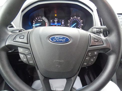Used 2017 Ford Edge SE AWD/4WD image 18