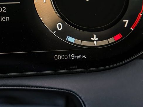 New 2026 Land Rover Range Rover Sport SE AWD/4WD image 22
