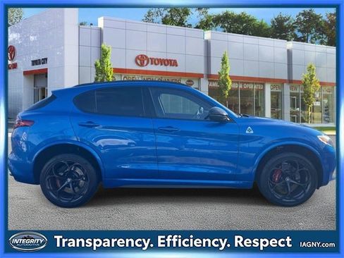 Used 2023 Alfa Romeo Stelvio Quadrifoglio w/ Active Assist Plus Package image 5