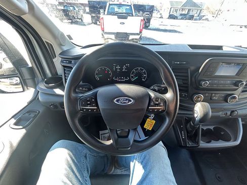 Used 2023 Ford Transit 250 Base image 18