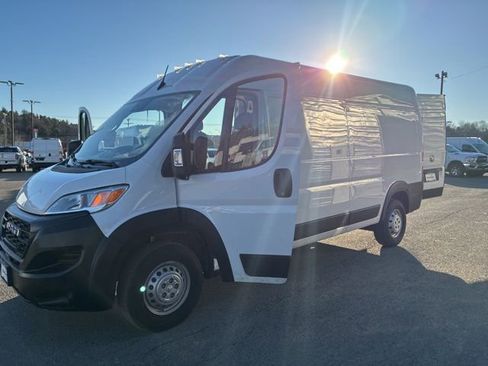 Used 2023 RAM ProMaster 2500 FWD image 25