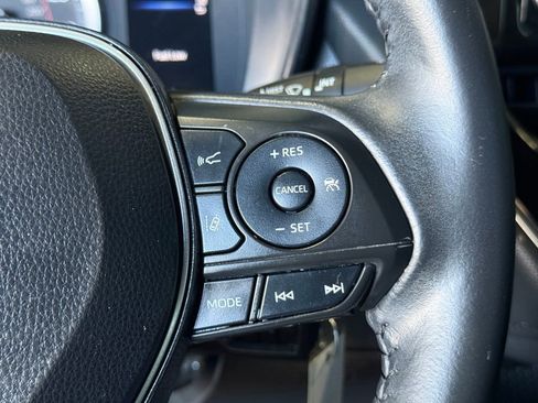 Used 2021 Toyota Corolla SE FWD image 24