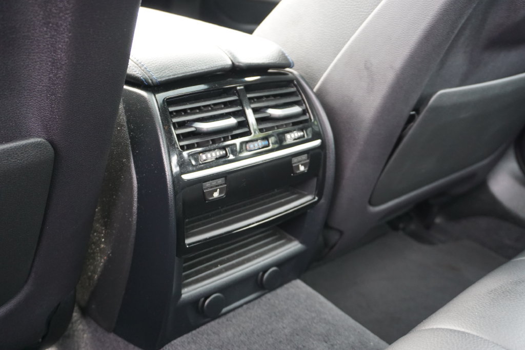 Used 2018 BMW 540i xDrive AWD/4WD image 27