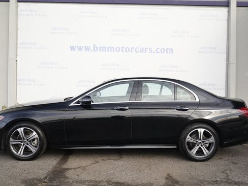 Used 2019 Mercedes-Benz E 300 4MATIC w/ Premium 1 Package image 8