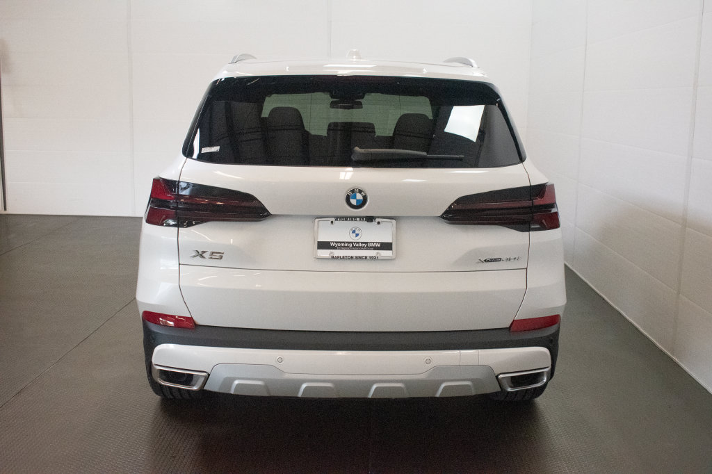 New 2026 BMW X5 xDrive40i AWD/4WD image 5