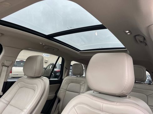Used 2020 Lincoln Aviator Reserve w/ Elements Package Plus image 23
