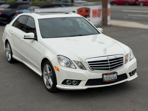 Used 2010 Mercedes-Benz E 550 Sedan image 2