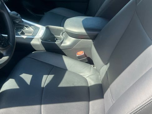 Used 2023 Toyota RAV4 XLE FWD image 10
