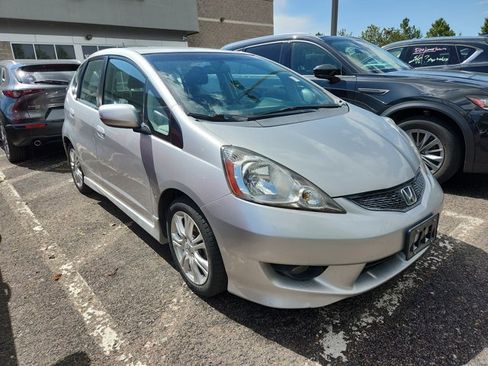 Used 2011 Honda Fit Sport image 3