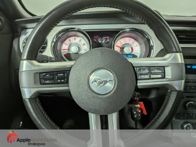 Used 2010 Ford Mustang Coupe RWD image 17