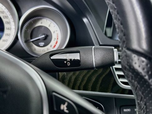 Used 2016 Mercedes-Benz E 400 Sedan image 16