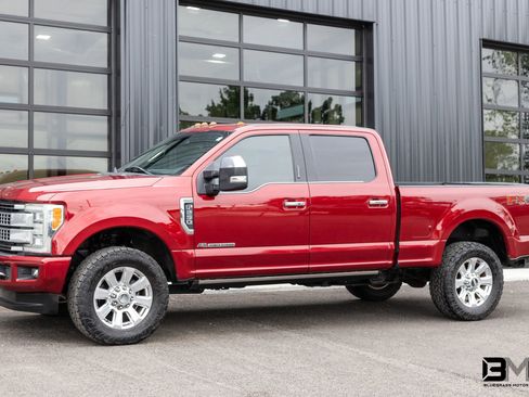 Used 2017 Ford F250 Platinum w/ Platinum Ultimate Package AWD/4WD image 2