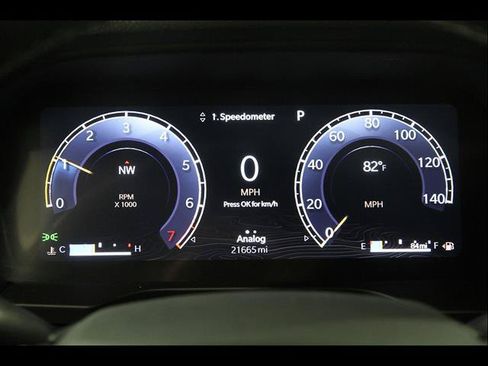 Used 2024 Jeep Grand Cherokee L Altitude AWD/4WD image 8