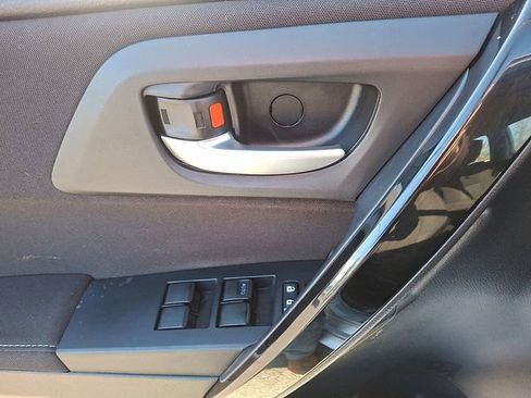 Used 2018 Toyota Corolla iM image 13