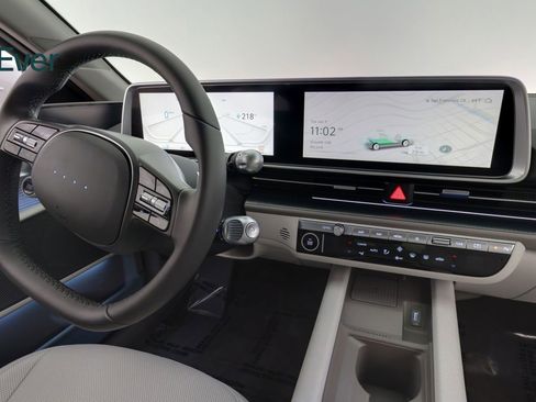 Used 2025 Hyundai Ioniq 6 SEL RWD image 25