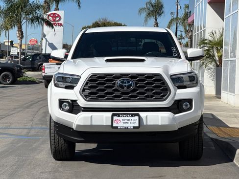Used 2023 Toyota Tacoma TRD Sport image 11