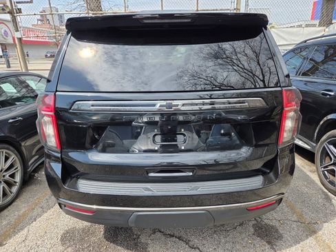 Used 2021 Chevrolet Suburban Z71 w/ Z71 Off-Road Package image 4