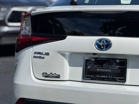 Certified 2022 Toyota Prius XLE image 13