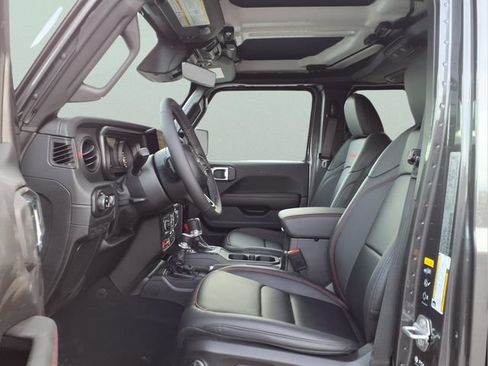 New 2026 Jeep Gladiator Rubicon AWD/4WD image 17