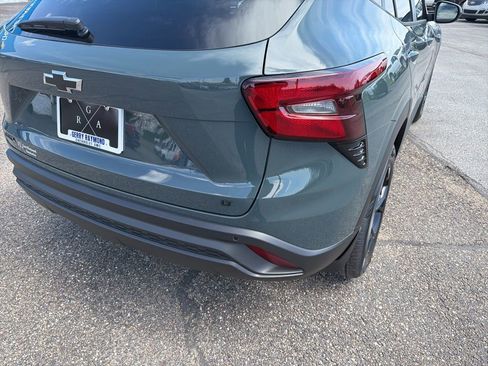 New 2026 Chevrolet Trax LT FWD image 7