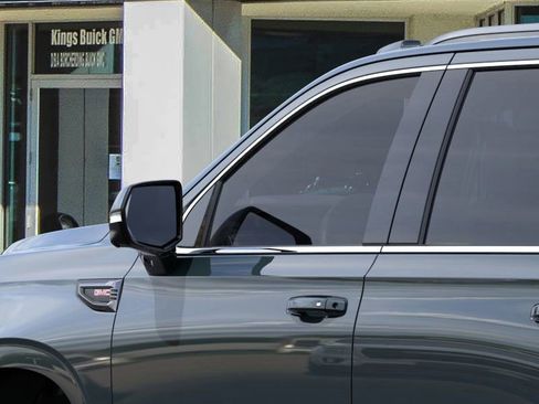 New 2025 GMC Yukon AT4 Ultimate w/ LPO, Floor Liner Package image 12