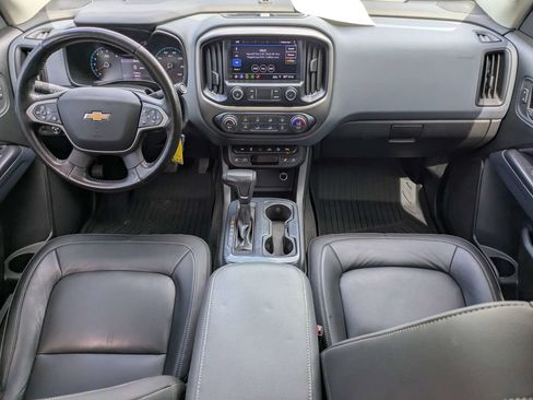 Used 2021 Chevrolet Colorado Z71 w/ Z71 Midnight Edition AWD/4WD image 15