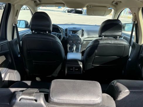 Used 2018 Ford Edge SE AWD/4WD image 12