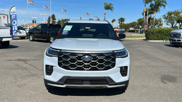 Certified 2025 Ford Explorer Platinum w/ LUX Leather Package AWD/4WD image 9