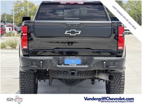 Certified 2025 Chevrolet Silverado 2500 ZR2 w/ ZR2 Bison Edition AWD/4WD image 5