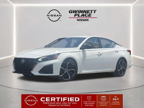 Certified 2024 Nissan Altima 2.5 SR FWD image 1
