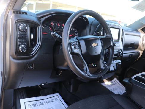 Used 2024 Chevrolet Silverado 2500 Custom w/ Custom Convenience Package AWD/4WD image 15