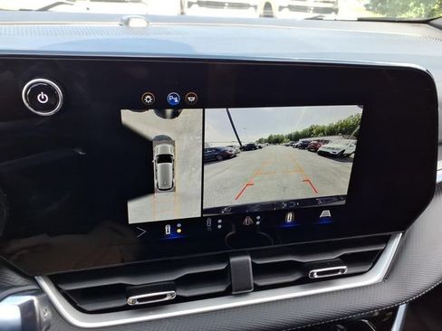 Used 2025 Chevrolet Equinox LT w/ Convenience Package II FWD image 20