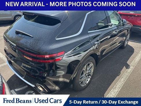 Used 2024 Genesis GV70 2.5T w/ Select Package AWD/4WD image 11