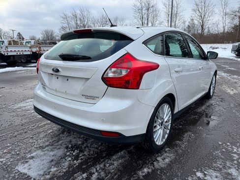 Used 2014 Ford Focus Titanium image 5