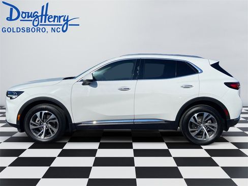 Used 2021 Buick Envision Essence image 2